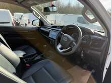 Toyota Hilux D-4D Active