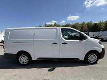 Vauxhall Vivaro Turbo D 2900 Dynamic