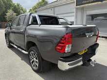 Toyota Hilux 2.4 D-4D Invincible X Pickup Double Cab 4dr Diesel Auto 4WD