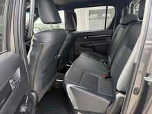 Toyota Hilux 2.4 D-4D Invincible X Pickup Double Cab 4dr Diesel Auto 4WD