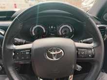 Toyota Hilux 2.4 D-4D Invincible X Pickup Double Cab 4dr Diesel Auto 4WD