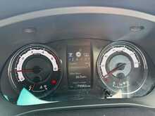 Toyota Hilux 2.4 D-4D Invincible X Pickup Double Cab 4dr Diesel Auto 4WD