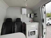 Ford Transit 350 EcoBlue Leader