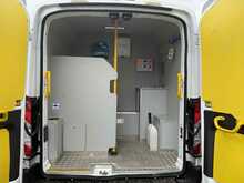 Ford Transit 350 EcoBlue Leader