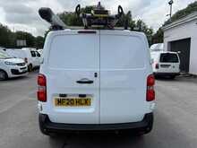 Vauxhall Vivaro Turbo D 2900 Edition