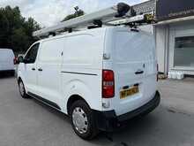 Vauxhall Vivaro Turbo D 2900 Edition
