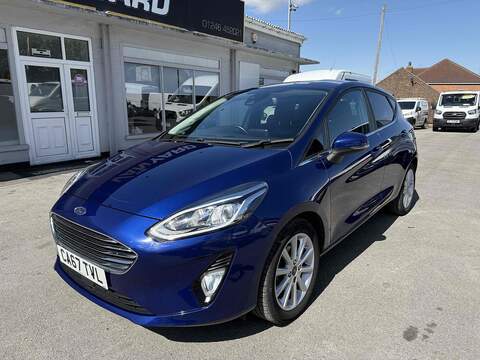 1.0T EcoBoost Titanium Hatchback 5dr Petrol Manual Euro 6 (s/s) (100 ps)