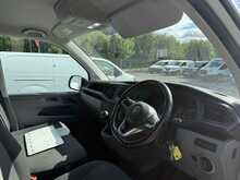 Volkswagen Transporter TDI T28 Startline