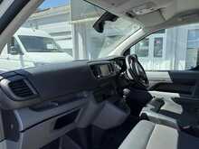 Vauxhall Vivaro Turbo D 2900 Dynamic