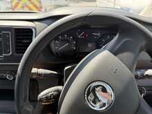Vauxhall Vivaro Turbo D 2900 Dynamic