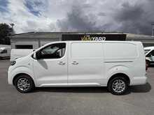 Vauxhall Vivaro Turbo D 2900 Sportive