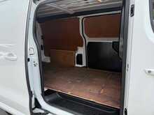 Vauxhall Vivaro Turbo D 2900 Sportive