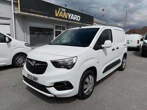 1.5 Turbo D 2300 Sportive 3 SEATS AIRCON SWB Diesel Manual L1 H1 Euro 6 (100 ps) 1.5 4dr Panel Van Manual Diesel