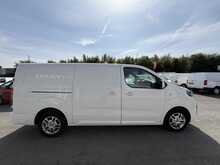 Vauxhall Vivaro Turbo D 2900 Sportive