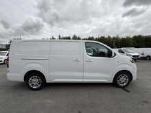 Vauxhall Vivaro Turbo D 2900 Sportive
