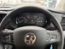 Vauxhall Vivaro Turbo D 2900 Sportive