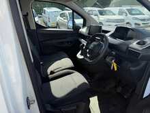 Peugeot Partner 1.5 BlueHDi 1000 Professional 3 SEATS AIR CON Panel Van 5dr Diesel Manual SWB Euro 6 (s/s) (100 bhp)