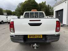 Toyota Hilux 2.4 D-4D Active Pickup Double Cab 4dr Diesel Manual 4WD