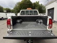 Toyota Hilux 2.4 D-4D Active Pickup Double Cab 4dr Diesel Manual 4WD