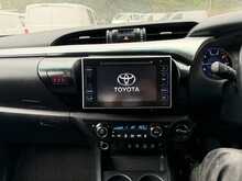 Toyota Hilux 2.4 D-4D Invincible Pickup Double Cab 4dr Diesel Auto 4WD