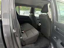 Toyota Hilux 2.4 D-4D Active Pickup Double Cab 4dr Diesel Manual 4WD