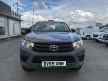 Toyota Hilux 2.4 D-4D Active Pickup Double Cab 4dr Diesel Manual 4WD