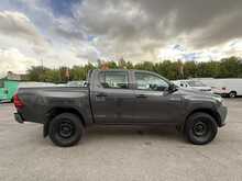 Toyota Hilux 2.4 D-4D Active Pickup Double Cab 4dr Diesel Manual 4WD