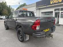 Toyota Hilux 2.4 D-4D Active Pickup Double Cab 4dr Diesel Manual 4WD