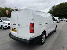 Vauxhall Vivaro 1.5 Turbo D 2900 Dynamic LWB L2 AIR CON 6dr Diesel Manual L2 H1 Euro 6 (s/s) (100 ps)