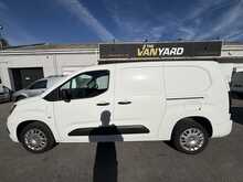 Vauxhall Combo 1.5 Turbo D 2300 Sportive AIR CON LWB Van 4dr Diesel Manual L2 H1 Euro 6 (s/s) (100 ps)