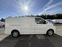 Vauxhall Vivaro 1.5 Turbo D 2900 Sportive Panel Van 5dr Diesel Manual L2 H1 Euro 6 (s/s) (100 ps)