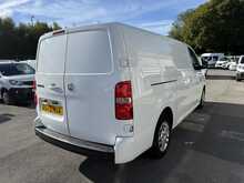 Vauxhall Vivaro 1.5 Turbo D 2900 Sportive Panel Van 5dr Diesel Manual L2 H1 Euro 6 (s/s) (100 ps)