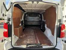 Vauxhall Vivaro 1.5 Turbo D 2900 Sportive Panel Van 5dr Diesel Manual L2 H1 Euro 6 (s/s) (100 ps)