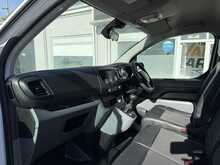 Vauxhall Vivaro 1.5 Turbo D 2900 Sportive LWB AIR CON SAT NAV Van 5dr Diesel Manual L2 H1 Euro 6 (s/s) (100 ps)