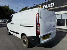 Ford Transit Custom 2.0 300 EcoBlue SWB AIR CON Van 5dr Diesel Manual L1 H1