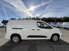 Vauxhall Combo 1.5 Turbo D 2300 Sportive Panel Van 6dr Diesel Manual L2 H1 Euro 6 (100 ps)