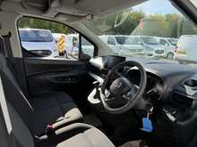 Vauxhall Combo 1.5 Turbo D 2300 Sportive Panel Van 6dr Diesel Manual L2 H1 Euro 6 (100 ps)