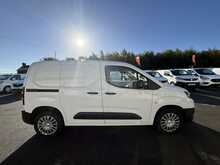 Toyota PROACE CITY 1.5 BlueHDi Icon Short AIR CON 3 SEATS 5dr Diesel Manual SWB Euro 6 (s/s) (100 bhp)