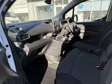 Toyota PROACE CITY 1.5 BlueHDi Icon Short AIR CON 3 SEATS 5dr Diesel Manual SWB Euro 6 (s/s) (100 bhp)