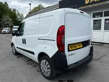 Fiat Doblo 1.3 JTD MultiJet 16v Panel Van 4dr Diesel Manual L1 H1 (126 g/km, 90 bhp)