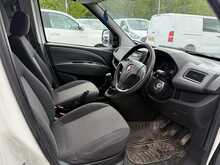 Fiat Doblo 1.3 JTD MultiJet 16v Panel Van 4dr Diesel Manual L1 H1 (126 g/km, 90 bhp)