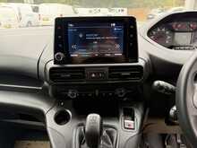 Peugeot Partner 1.5 BlueHDi 1000 Professional SWB 3 SEATS AIR CON Van 5dr Diesel Manual SWB Euro 6 (100 bhp)