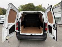 Peugeot Partner 1.5 BlueHDi 1000 Professional SWB 3 SEATS AIR CON Van 5dr Diesel Manual SWB Euro 6 (100 bhp)