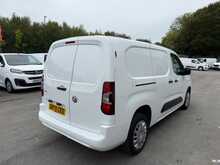 Vauxhall Combo 1.5 Turbo D 2300 Sportive LWB AIR CON TWIN SIDE DOORS Van 4dr Diesel Manual L2 H1 Euro 6