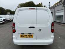 Vauxhall Combo 1.5 Turbo D 2300 Sportive LWB AIR CON TWIN SIDE DOORS Van 4dr Diesel Manual L2 H1 Euro 6