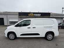 Vauxhall Combo 1.5 Turbo D 2300 Sportive LWB AIR CON TWIN SIDE DOORS Van 4dr Diesel Manual L2 H1 Euro 6