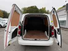 Vauxhall Combo 1.5 Turbo D 2300 Sportive LWB AIR CON TWIN SIDE DOORS Van 4dr Diesel Manual L2 H1 Euro 6