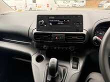 Vauxhall Combo 1.5 Turbo D 2300 Sportive LWB AIR CON TWIN SIDE DOORS Van 4dr Diesel Manual L2 H1 Euro 6