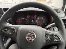 Vauxhall Combo 1.5 Turbo D 2300 Sportive LWB AIR CON TWIN SIDE DOORS Van 4dr Diesel Manual L2 H1 Euro 6