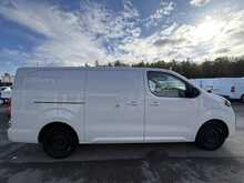 Vauxhall Vivaro 1.5 Turbo D 2900 Pro LWB AIR CON Van 6dr Diesel Manual L2 H1 Euro 6 (s/s) (100 ps)